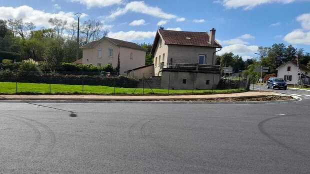 Carrefour d'entrée ZI Peschadoires