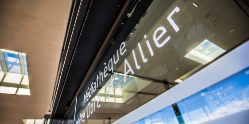 La médiathèque Entre Dore et Allier recherche un(e) Chargé(e) du Système de Gestion et du Portail Documentaire
